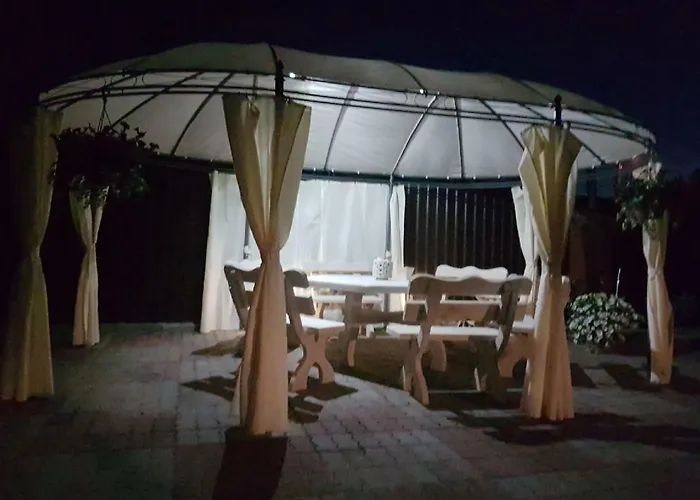 ホームステイ Beata ドンプキ